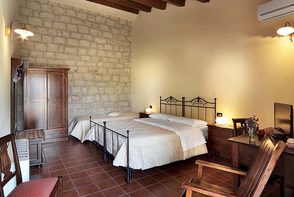 Agriturismo Il Melograno Cannizzara Exterior foto