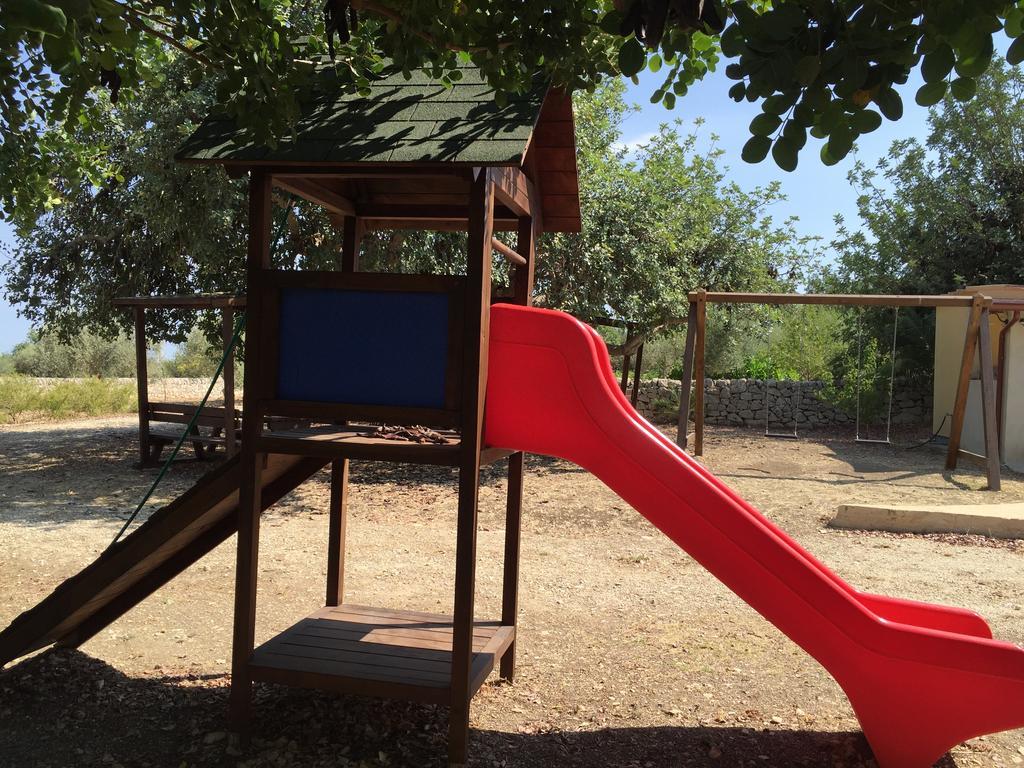 Agriturismo Il Melograno Cannizzara Exterior foto